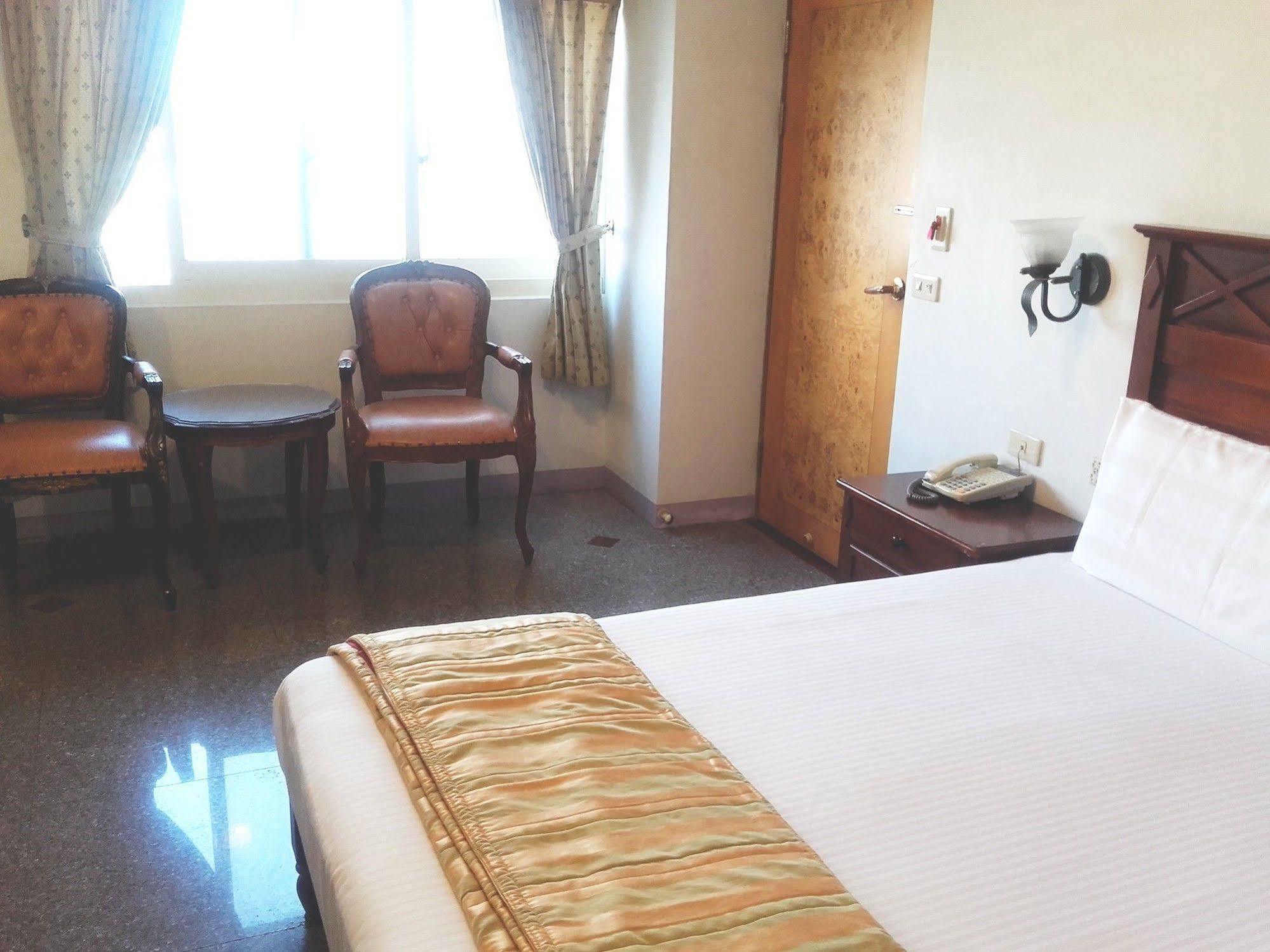 Jing Ai Hotel Luodong Dış mekan fotoğraf